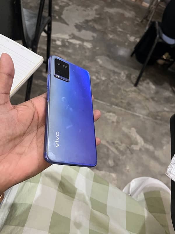 Vivo Y21 6