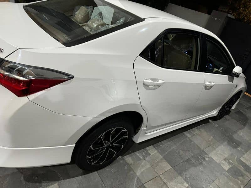 Toyota Corolla Altis 2023 8