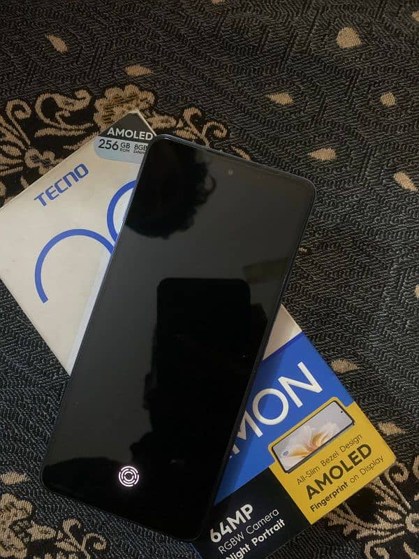 Tecno cammon 20 8+8 256 Gb 1