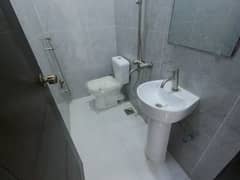 3 Bed DD First Floor Flat for Sale Near Lasania Restaurant Gulshan Iqbal Block 10A