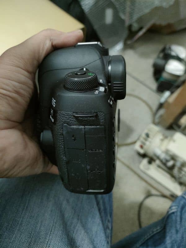 for sale canon Eos 5d mark IV digital SLR camera (body only) 2