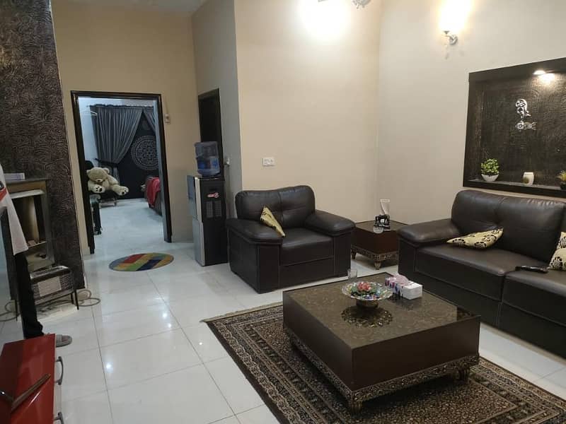 10 Marla Fully Furnished House For Rent in Bahria Town Lahore 2