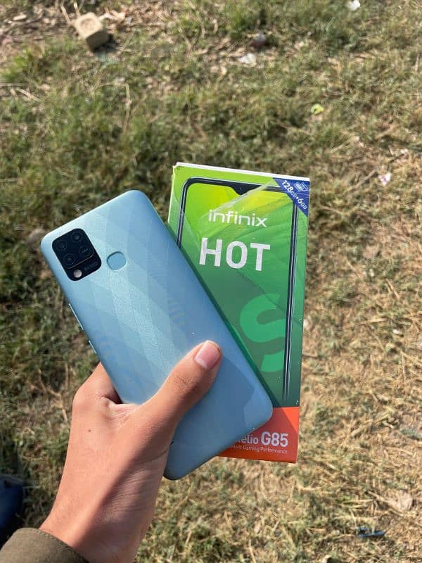 Infinix hot 10s complete box 6/128 exchange possible 0