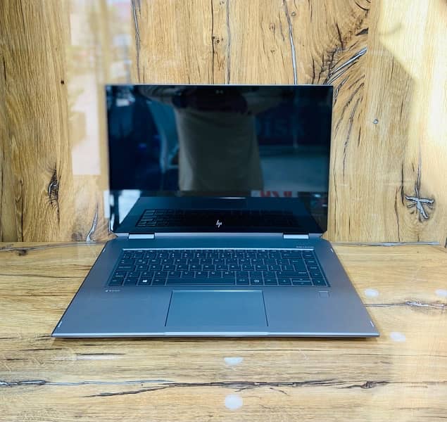 Hp ZBook Studio x360 G5 i9-9thGen 32GbRam 1TbSSD 4GbNvidia QuadroP1000 3