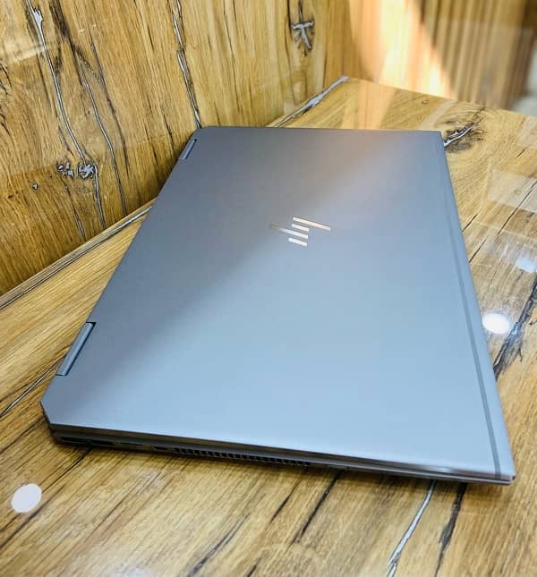 Hp ZBook Studio x360 G5 i9-9thGen 32GbRam 1TbSSD 4GbNvidia QuadroP1000 5