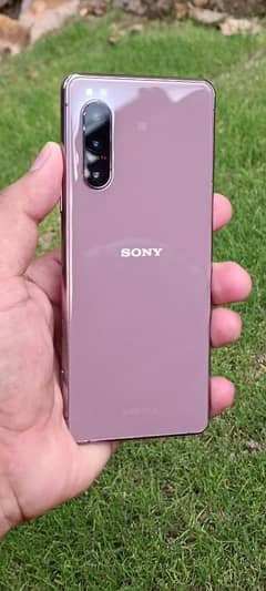 SONY EXPERIA 5 MARK 2 5G 8/128 PTA OFFICIAL APPEROVED URGENT SELL