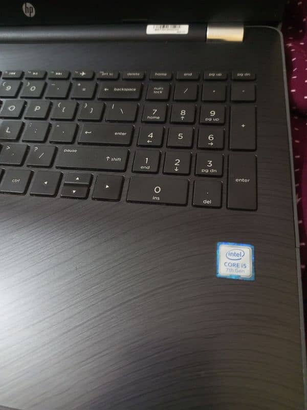 hp corei5 7th generation 8gb 128gb 1