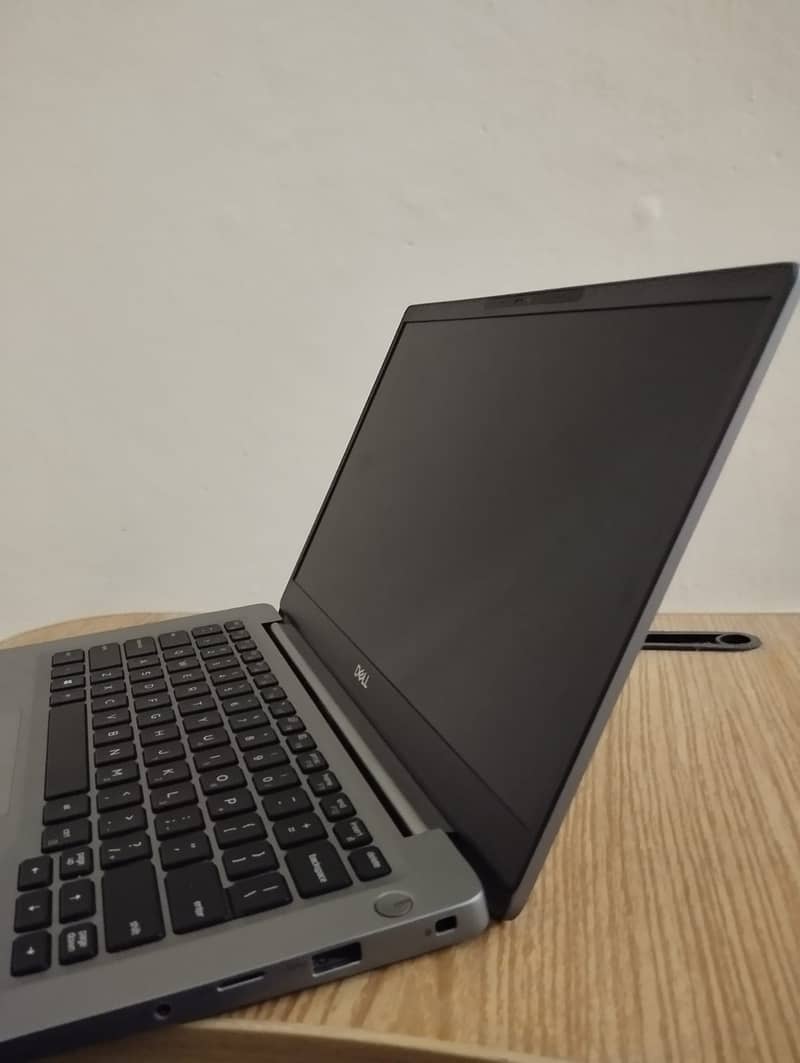 Dell Latitude 7300 i5 - 8th Gen | 16GB RAM | 512GB SSD | 4K Support 5