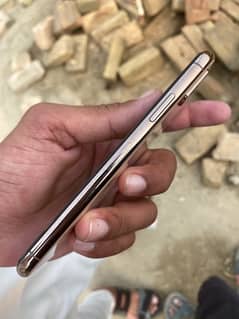 iPhone XS 64Gb For Sale