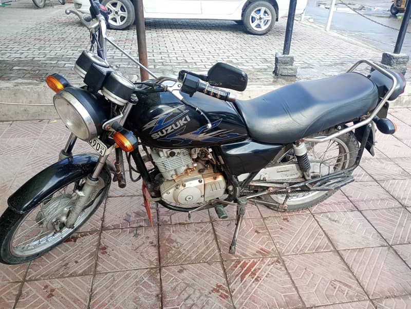 Suzuki GS 150 2012 2