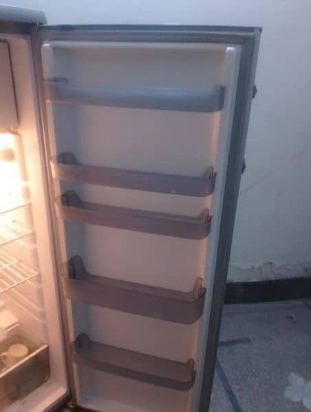 medium size fridge 4