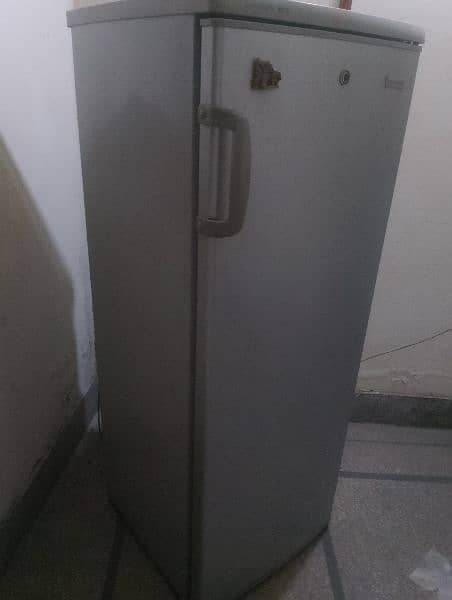 medium size fridge 5