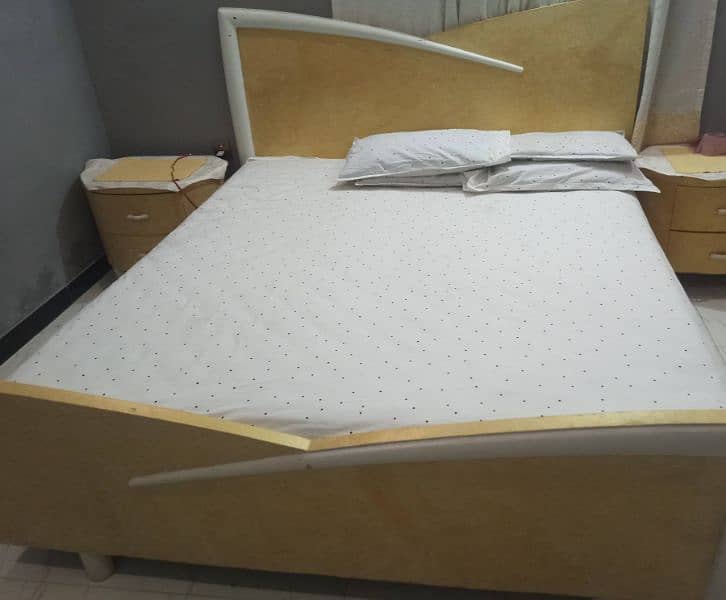 Bedroom Set for Sale without Mattress 0