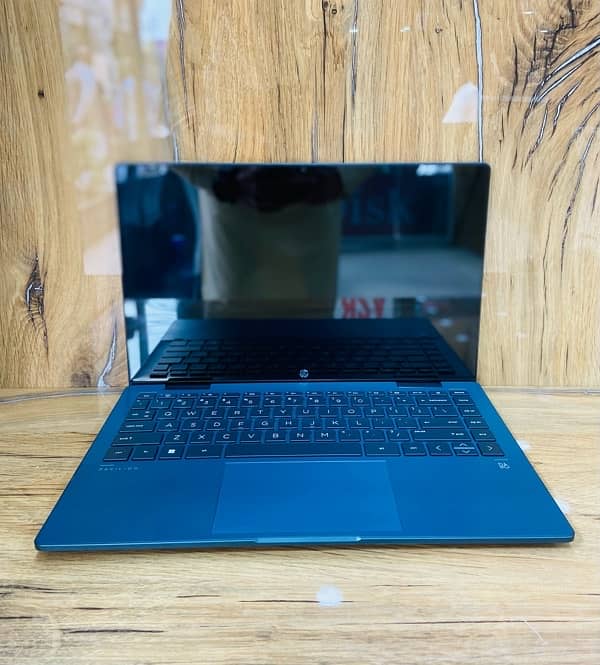 Hp Pavilion 14 x360 2-in-1 i3-12th Gen 8Gb Ram 256Gb SSD 3