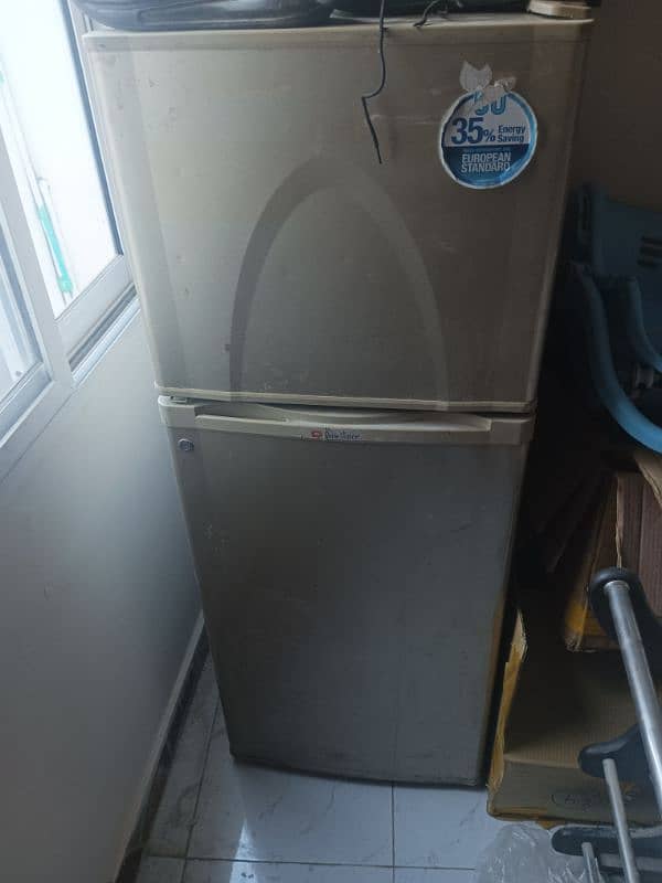 Dawlance fridge for sale. . 3