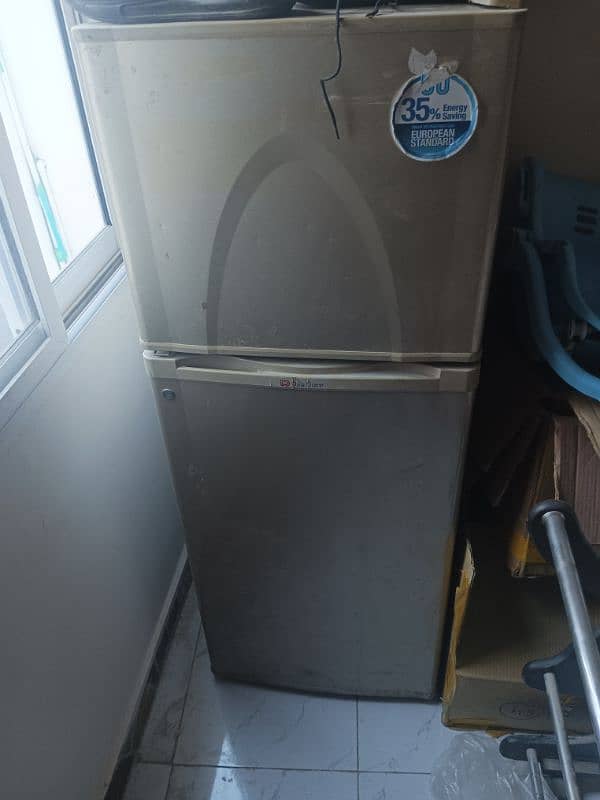 Dawlance fridge for sale. . 4