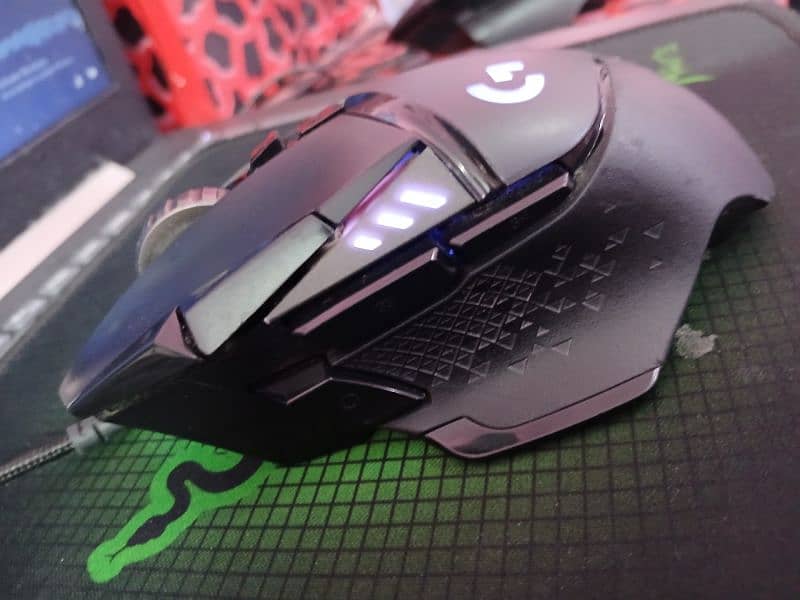 Logitech g502 hero 1