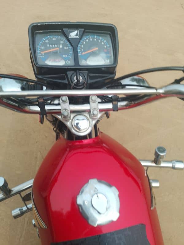 Honda CG 125 self Start 2019 Model 6