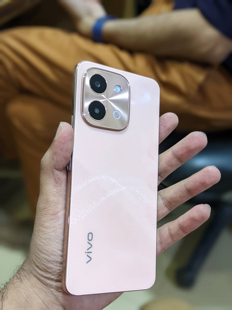 vivo y28 3