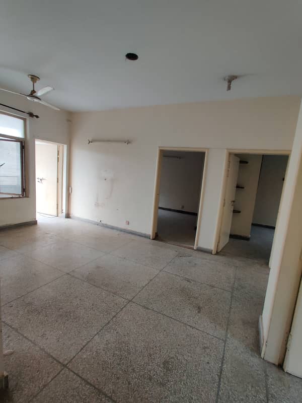 3 Bedroom Flat Fire Sale 2rd Floor G-11/3 0