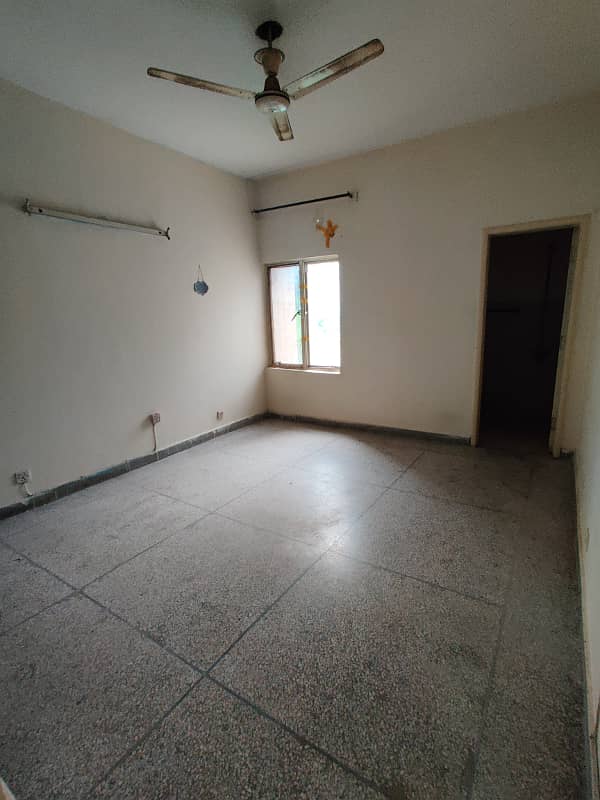 3 Bedroom Flat Fire Sale 2rd Floor G-11/3 9