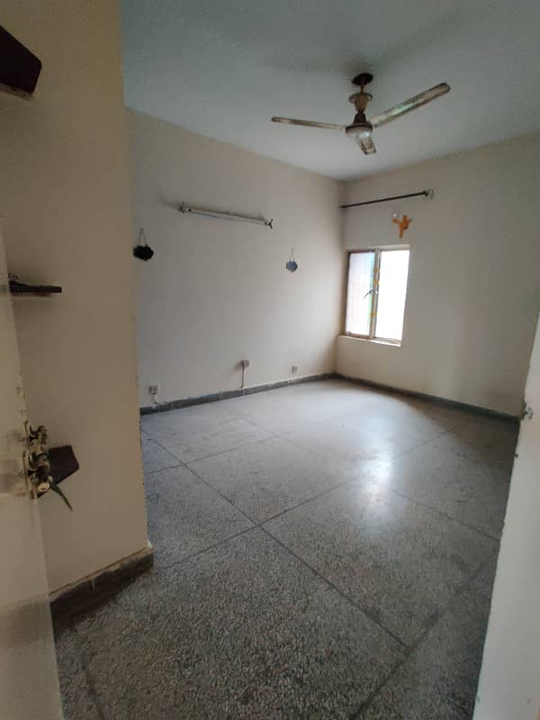 3 Bedroom Flat Fire Sale 2rd Floor G-11/3 10