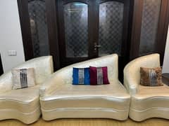 Off-white 4 seater sofa set