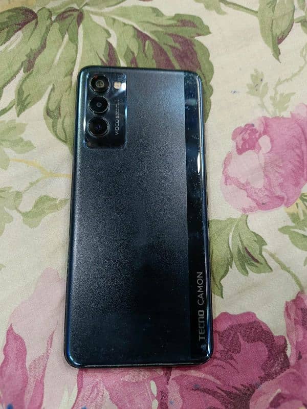 Tecno Camon 18P 8/128 with Box And charger 7