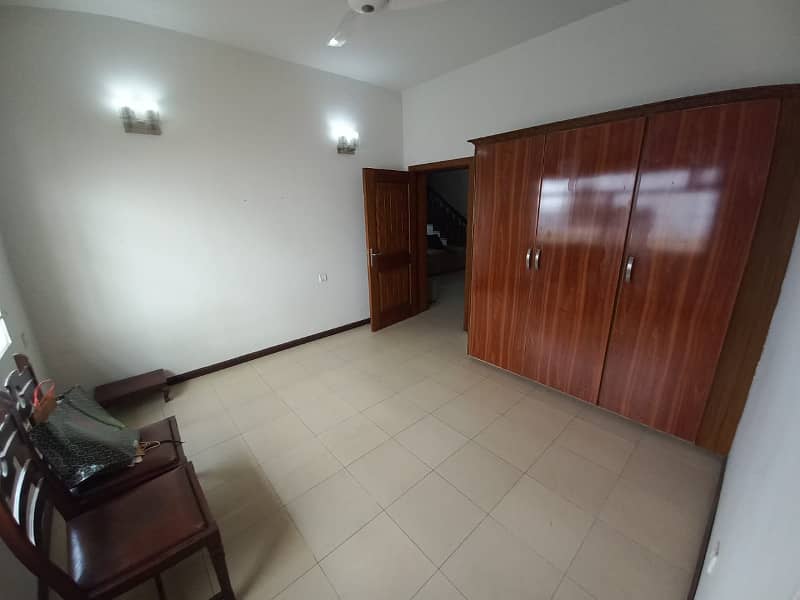 10 Marla Full Basement House For Sale in DHA Phase 5 22