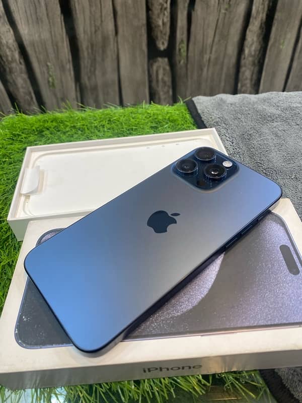 iphone 15pro max canadian model 1