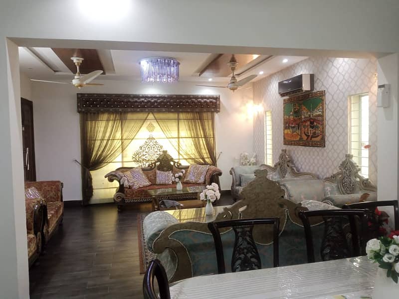 1 KANAL HOUSE FOR SALE IN SECTOR E BAHRIA TOWN LAHORE (100% ORIGINAL AD) 1