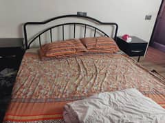 Black Iron Bed Room Set [Without Matress]