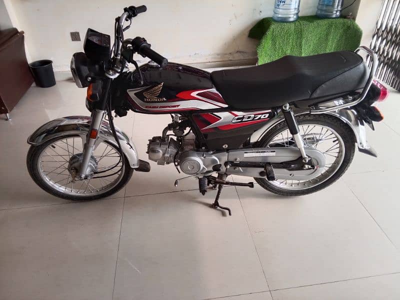 Honda CD 70 new model 4