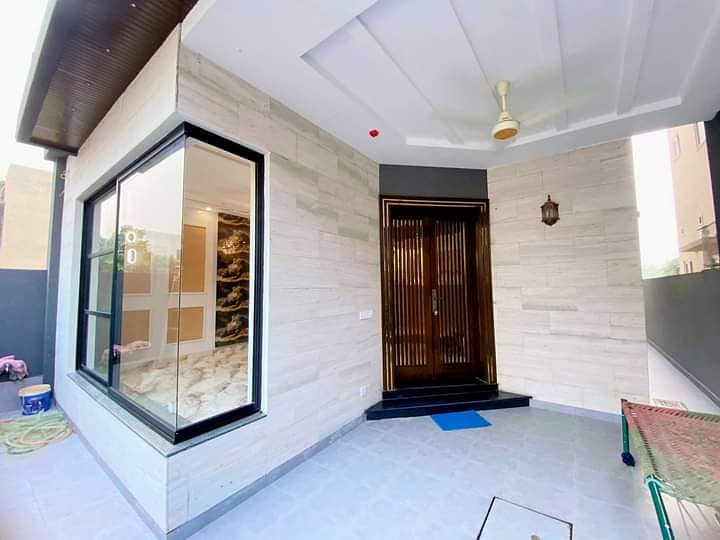 Beautiful House Very Super Hot Location Near Commercial Area & Kids Park In DHA Rahber 11 Sector 2 4