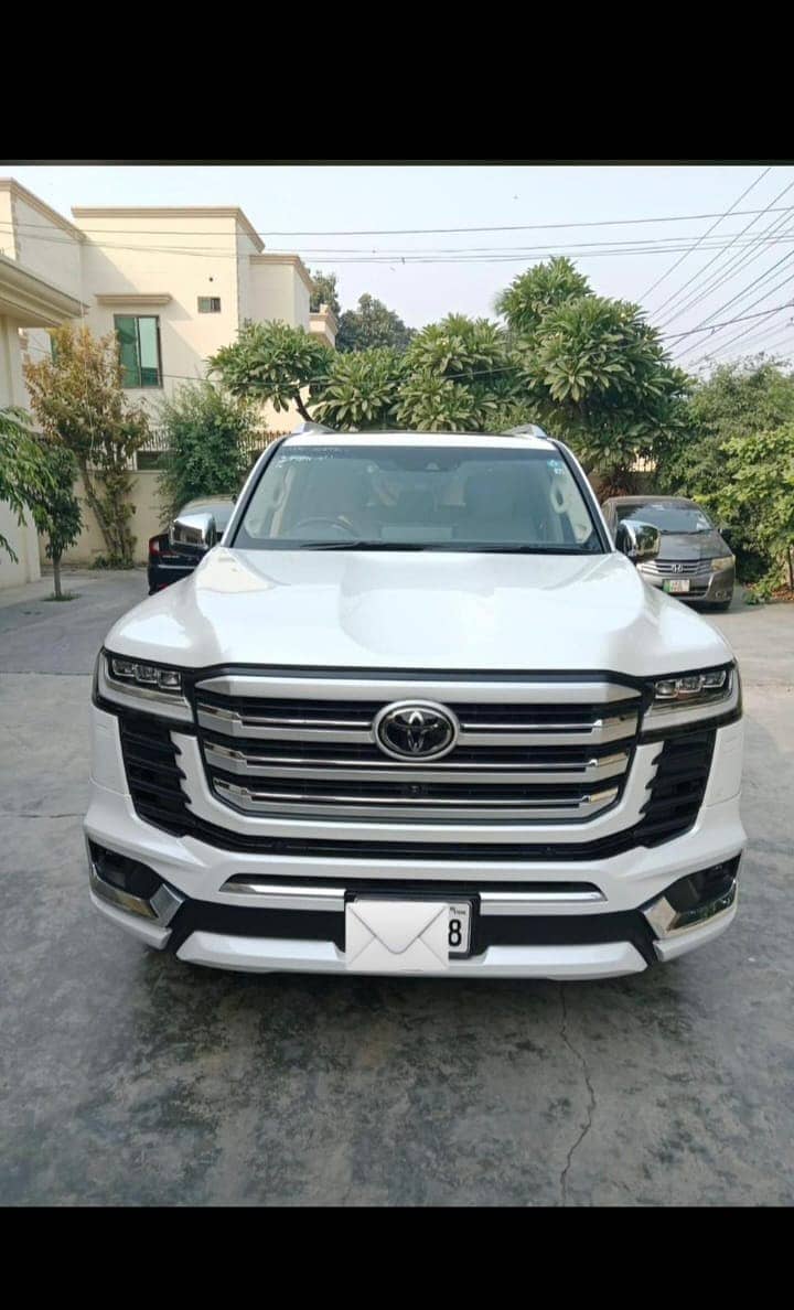 SUVs & Bulletproof for Rent | V8, Revo, Fortuner, Parado, Hilux, 1