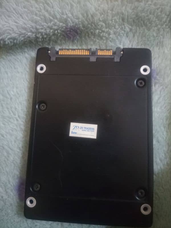 SSD 512GB 4TH GEN HIGH SPEED DATA RATE Urgent sell 2