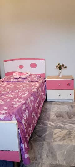 Girl's Single Bed with Side Table and Dressing