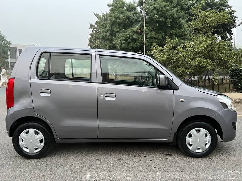 Suzuki Wagon R 2017 6