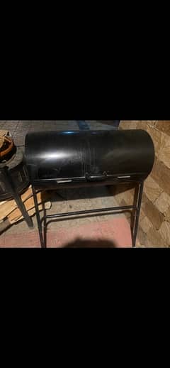 dispenser and Bbq drum