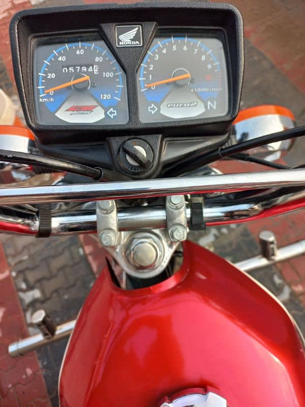 Honda 125 Fresh Condition 4