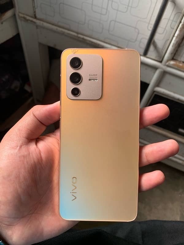 vivo v23 256gb with complete box 2