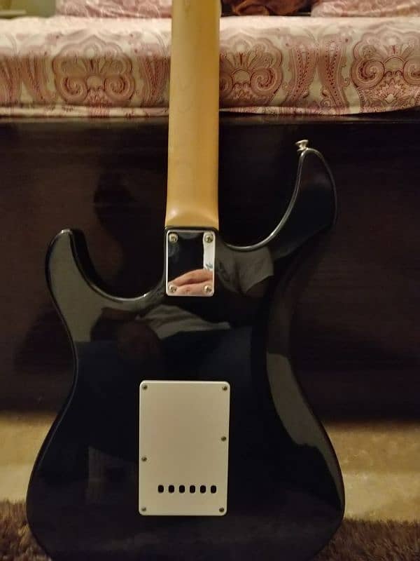 Yamaha Pacifica Electric Guitar 2