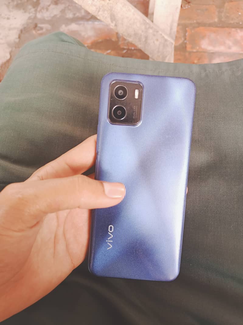 Vivo Y15s 3