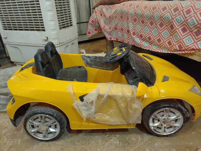 Kids Car with battery and charger 0