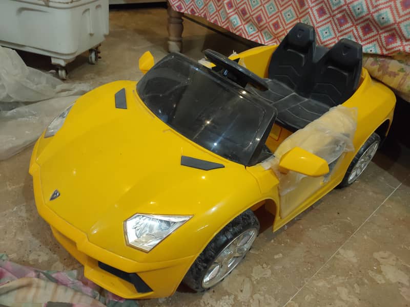 Kids Car with battery and charger 9