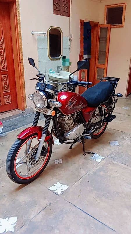 Suzuki GS 150 Special Edition Model 2021 0