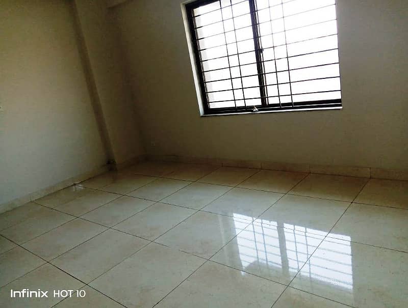 2 Bed Apt in Sec B Available for Sale in Askari 11 Lahore. 2