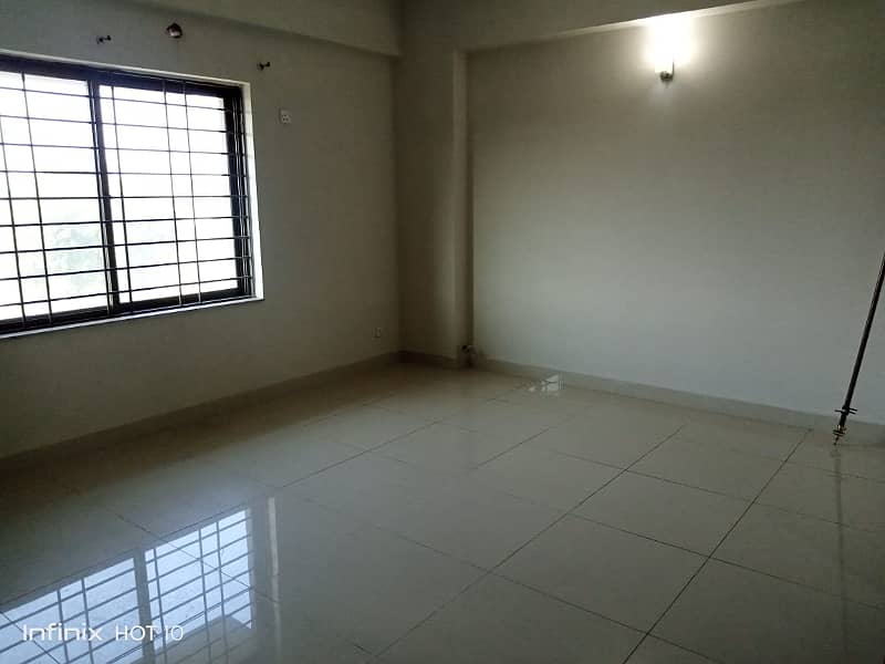 2 Bed Apt in Sec B Available for Sale in Askari 11 Lahore. 16