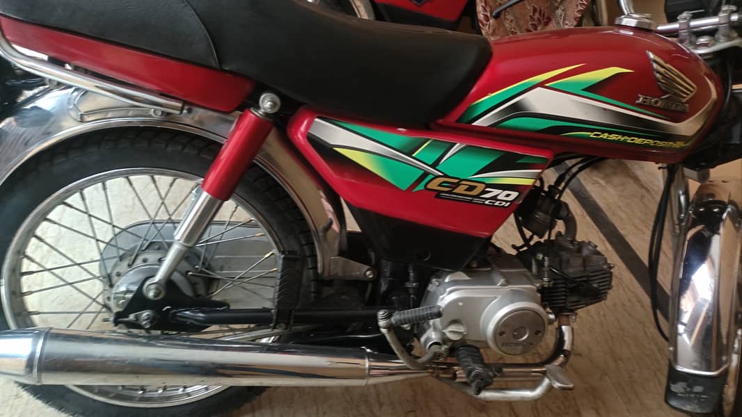 Honda CD 70 2022 3