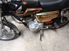 Honda 125 Gold addition 23/24 new condition location Okara cantt ,